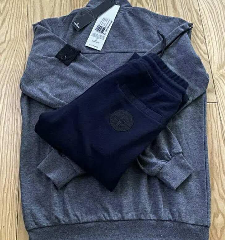 Екип STONE ISLAND