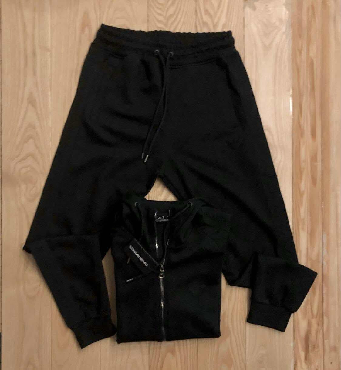 Cпортен екип Emporio Armani EA7