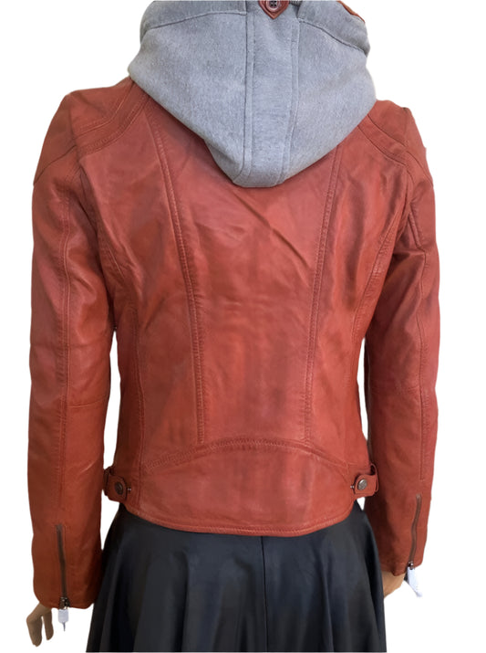 КОЖЕНО ЯКЕ GIPSY