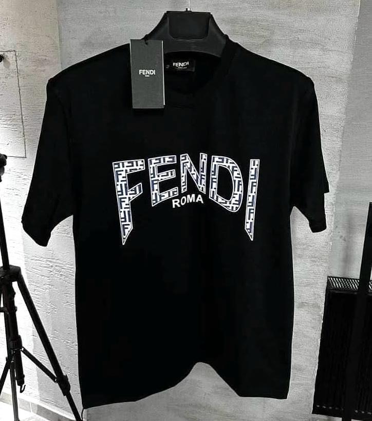 ТЕНИСКА FENDI