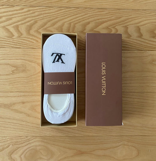 МЪЖКИ ЧОРАПИ LOUIS VUITTON 6 БРОЯ