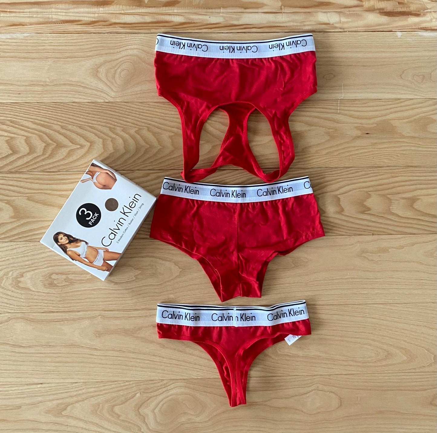 ДАМСКО БЕЛЬО CALVIN KLEIN