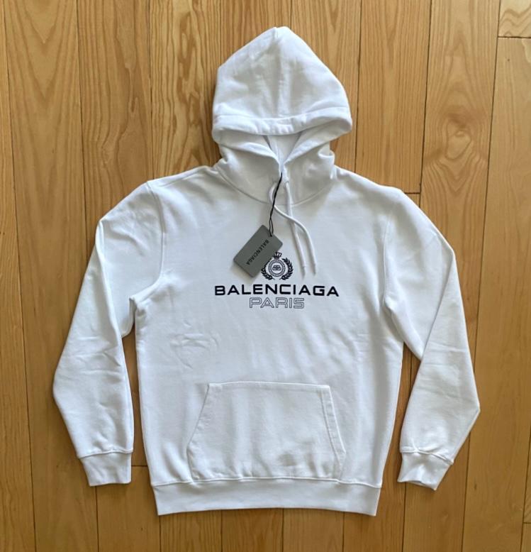 СУИЧЪР С КАЧУЛКА BALENCIAGA