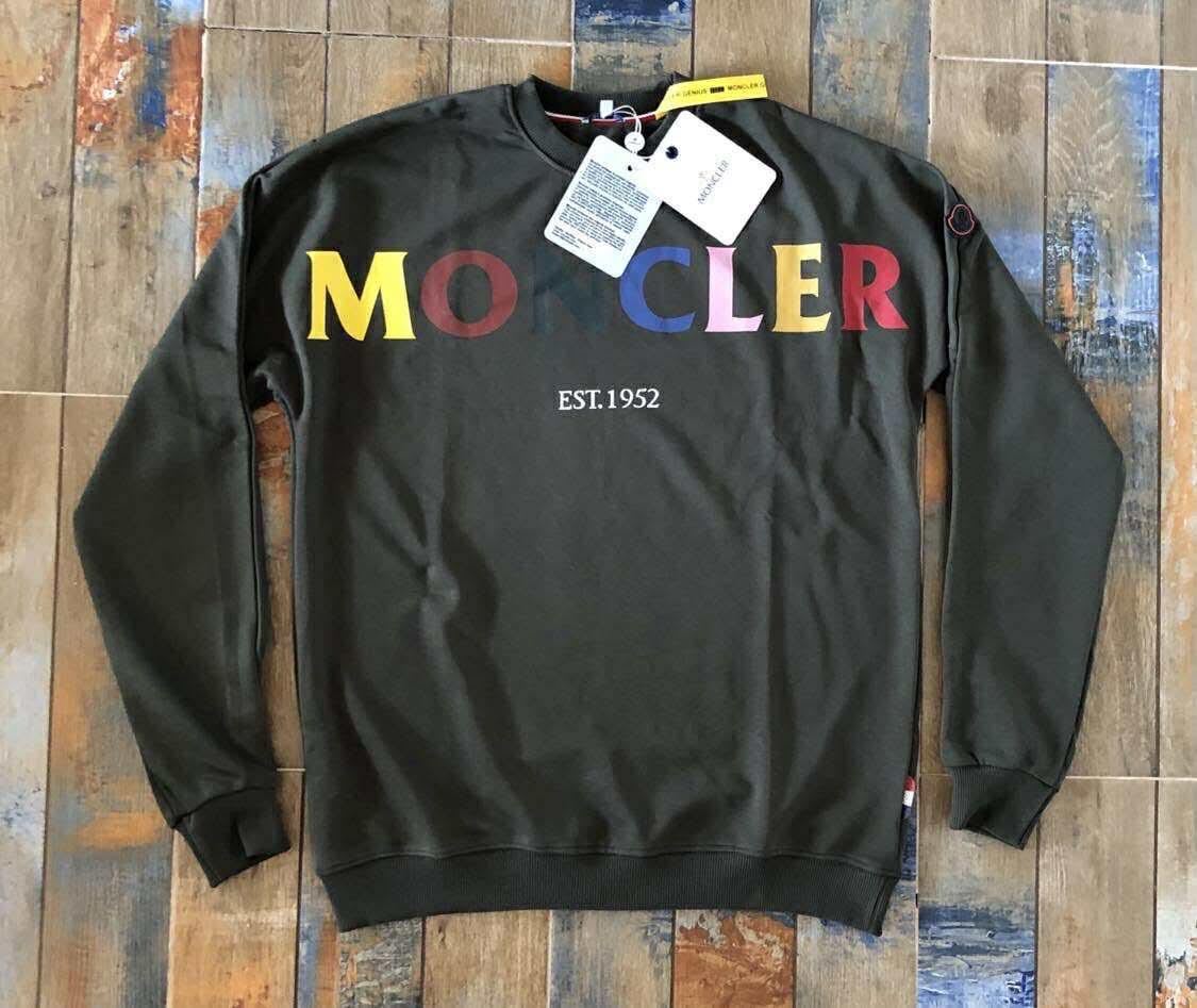 СУИЧЪР MONCLER