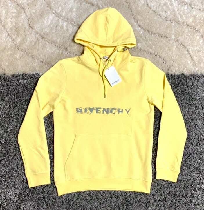 СУИЧЪР GIVENCHY