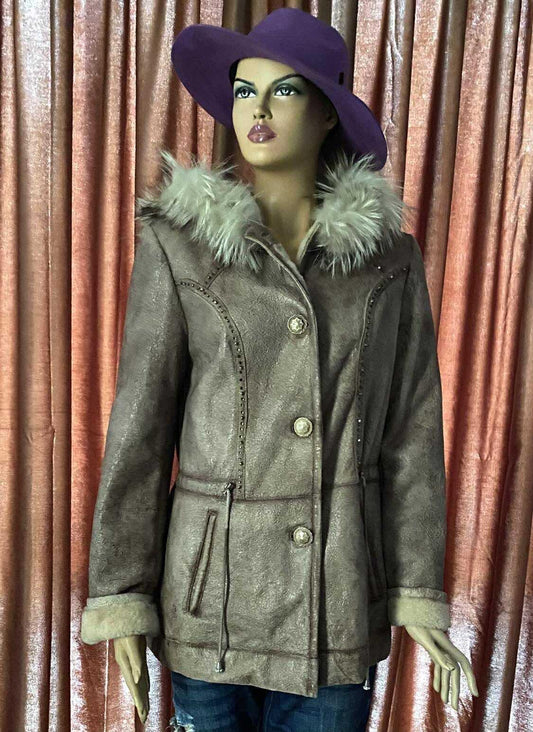 ДАМСКО ЕЛЕГАТНО КОЖЕНО ЯКЕ ОТ ЕСТЕСТВЕНА КОЖА