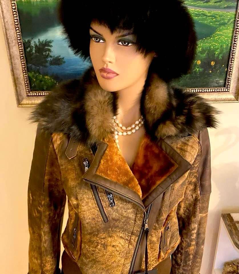 ДАМСКО КОЖЕНО ЯКЕ ОТ ЕСТЕСТВЕНА КОЖА