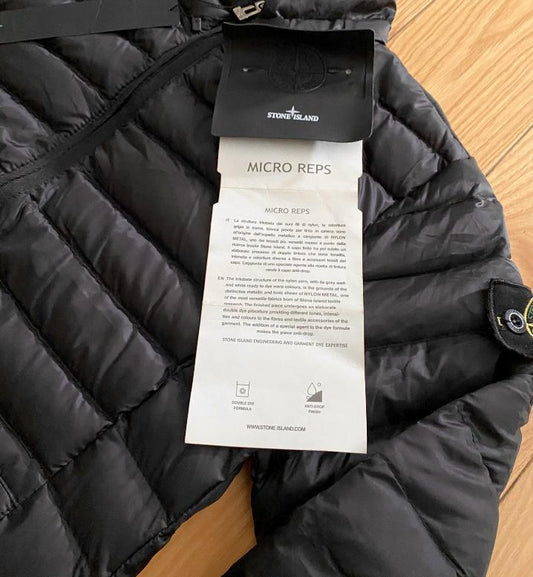 Дамско яке Stone Island