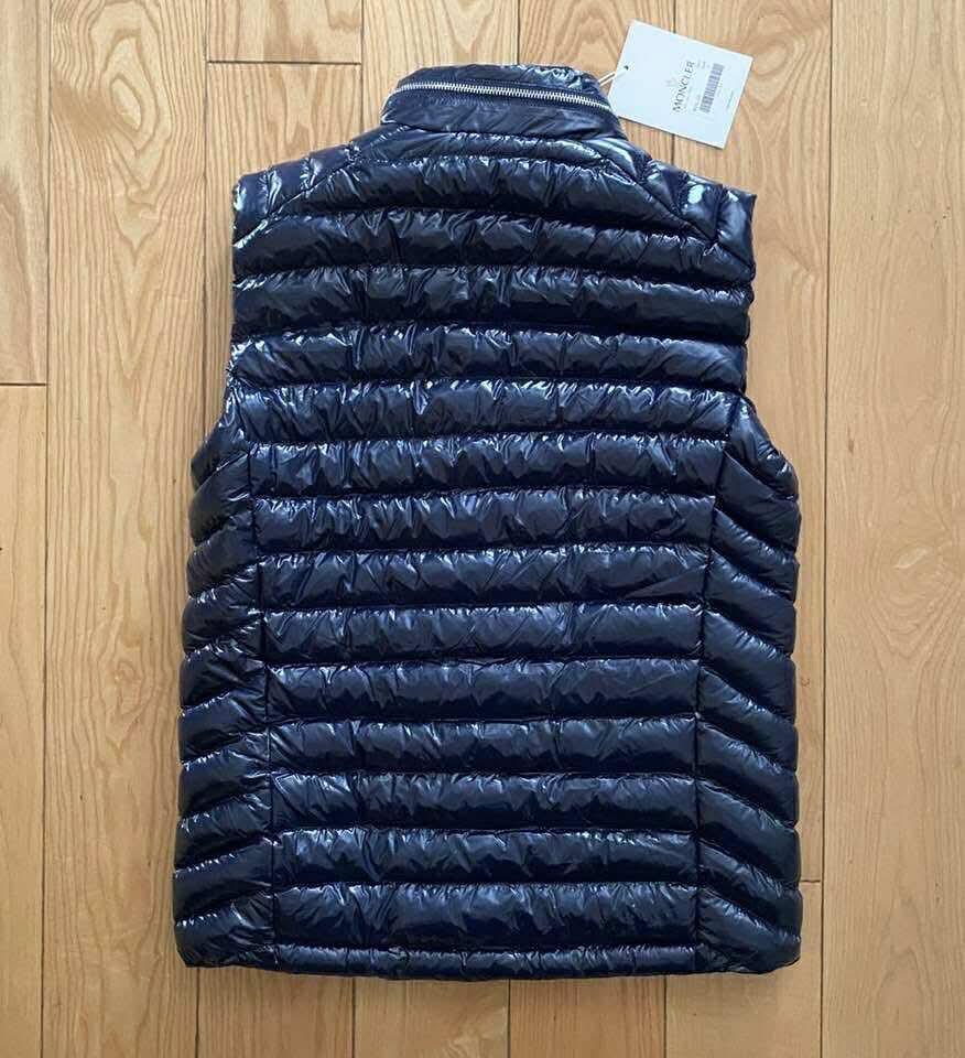 ЕЛЕК MONCLER