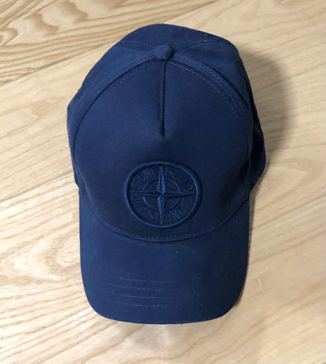 Шапка Stone Island