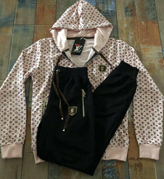 ДАМСКИ ЕКИП LOUIS VUITTON