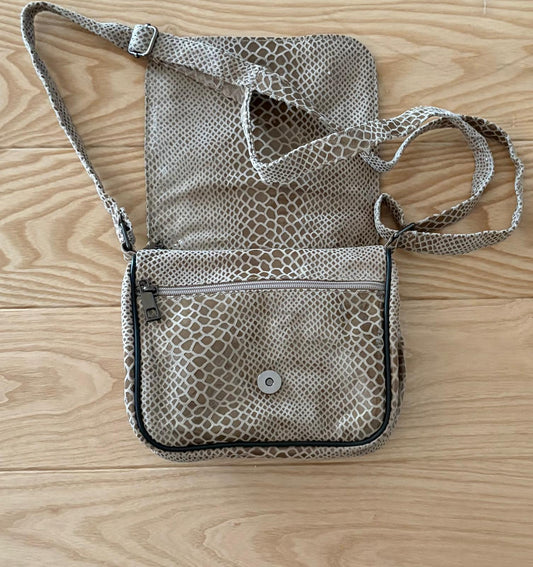 КОЖЕНА ЧАНТА ЕСТЕСТВЕНА КОЖА