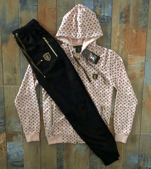 ДАМСКИ ЕКИП LOUIS VUITTON