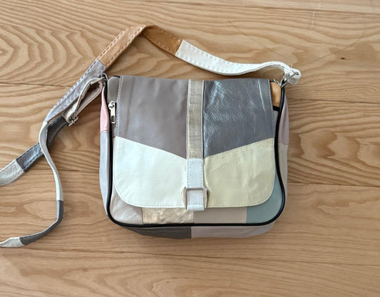 КОЖЕНА ЧАНТА ЕСТЕСТВЕНА КОЖА