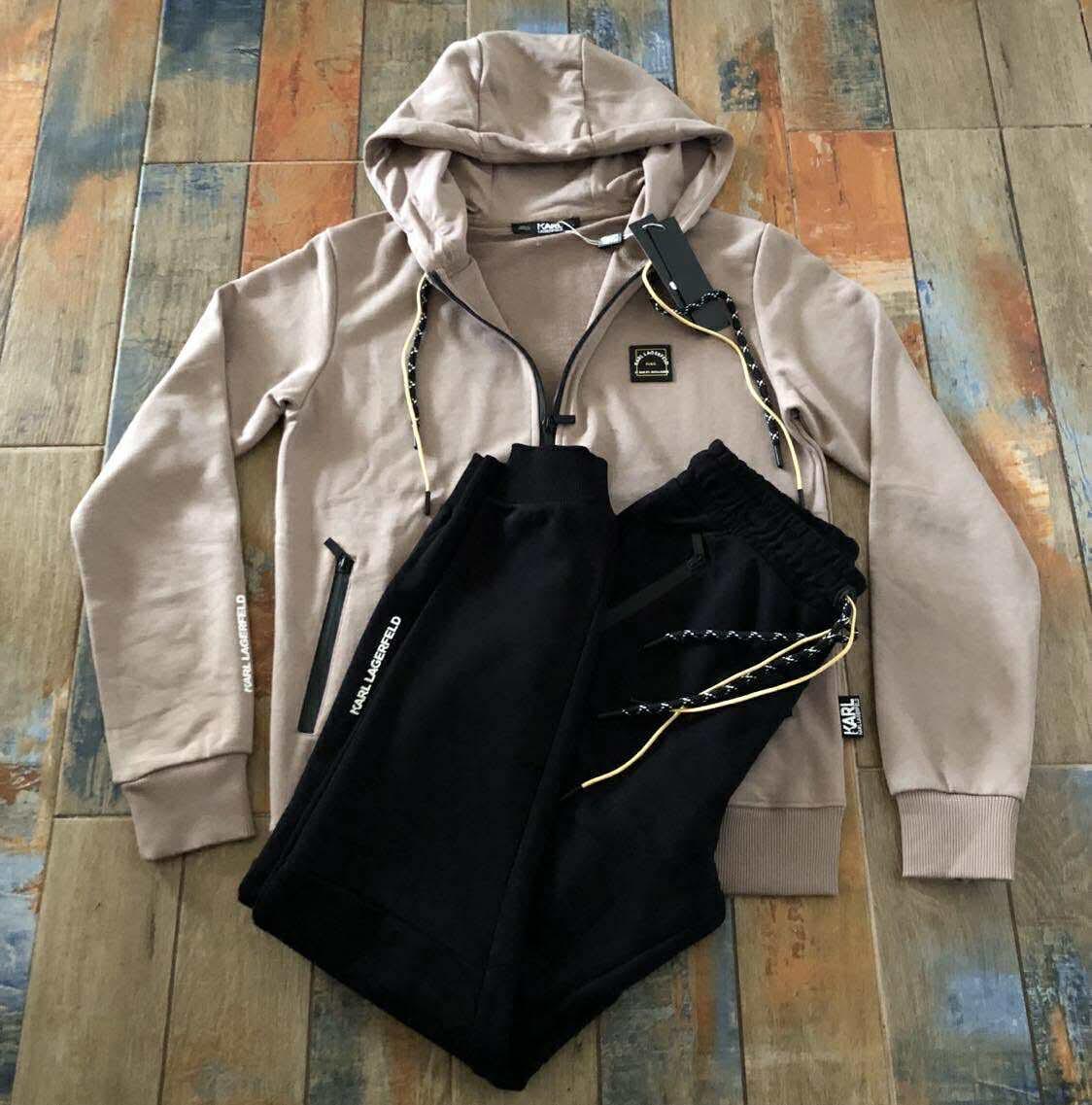 ЕКИП KARL LAGERFELD