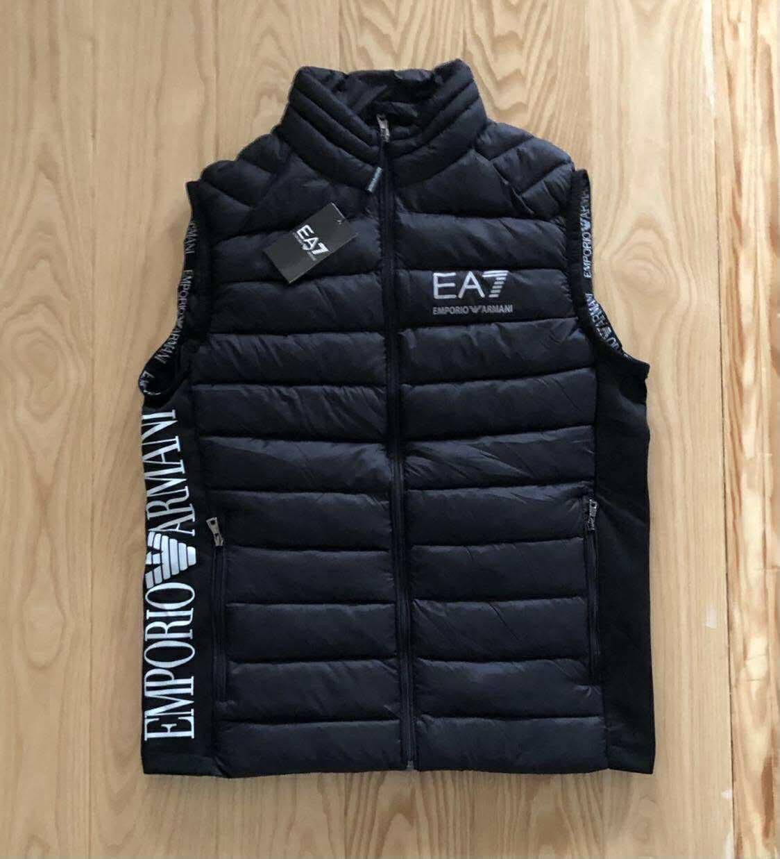 Елек Emporio Armani EA7