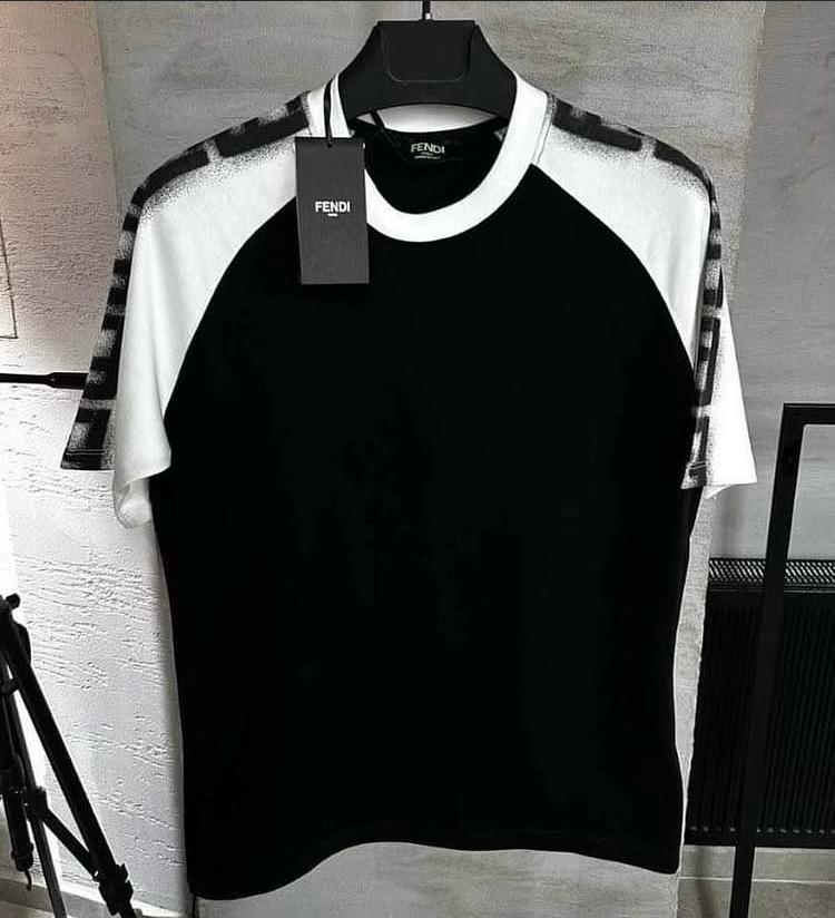 ТЕНИСКА FENDI