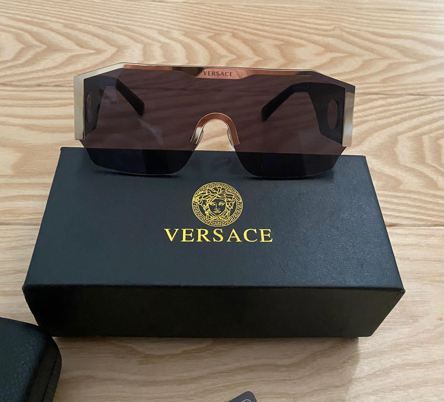 СЛЪНЧЕВИ ОЧИЛА 00002