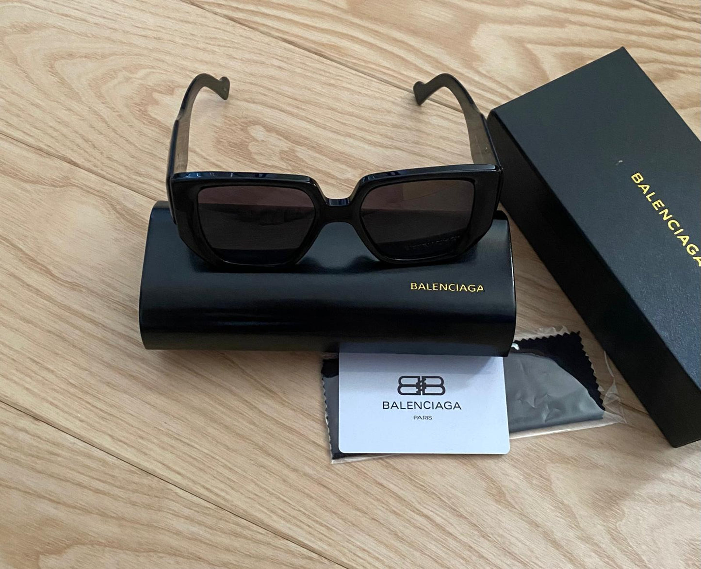 СЛЪНЧЕВИ ОЧИЛА 00004