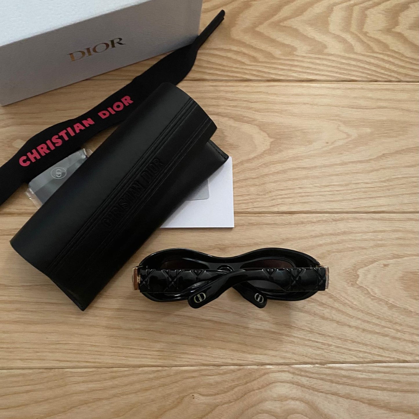 СЛЪНЧЕВИ ОЧИЛА 00006