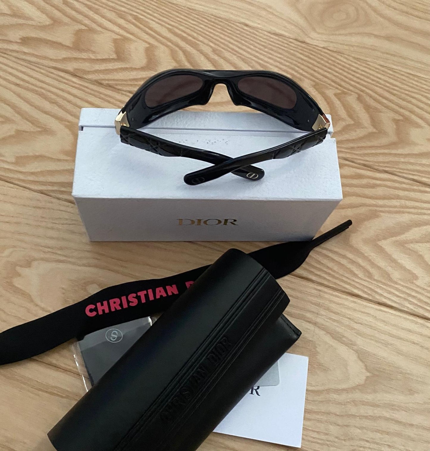 СЛЪНЧЕВИ ОЧИЛА 00006