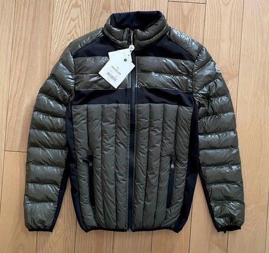 МЪЖКО ЗИМНО ЯКЕ MONCLER