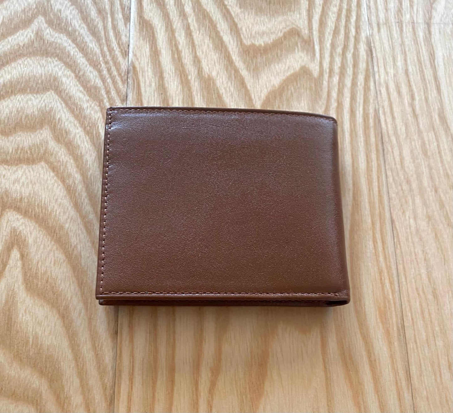 ПОРТМОНЕ ОТ ЕСТЕСТВЕНА КОЖА BOSS