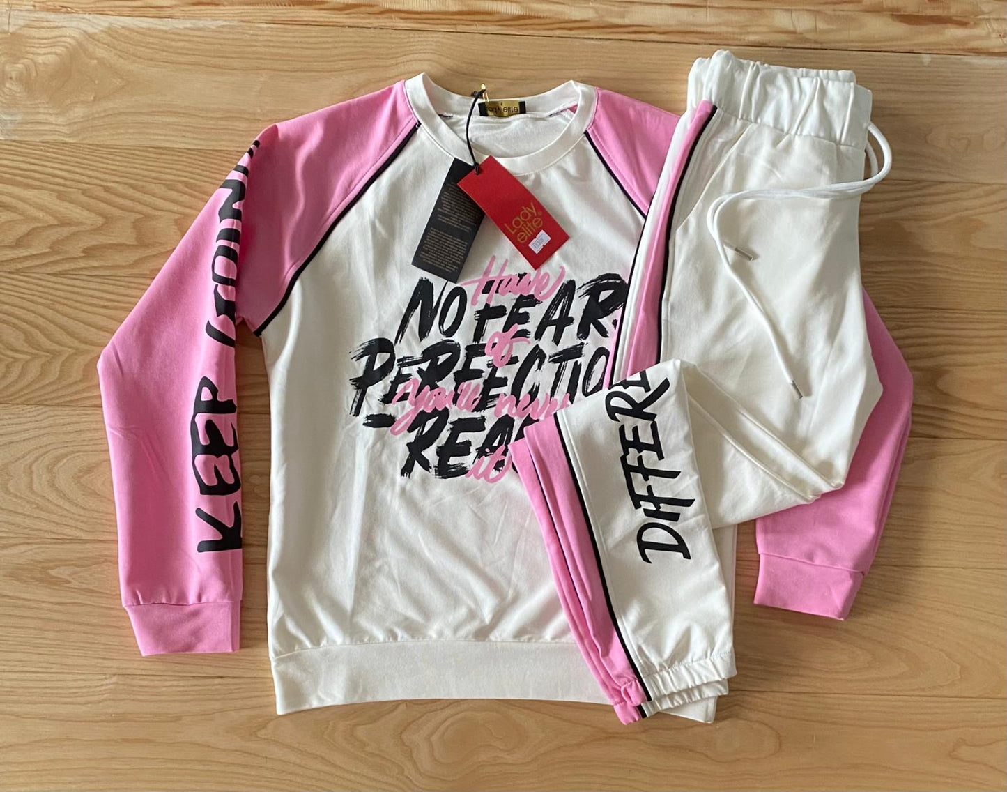 ДАМСКИ КОМПЛЕКТ LE00001