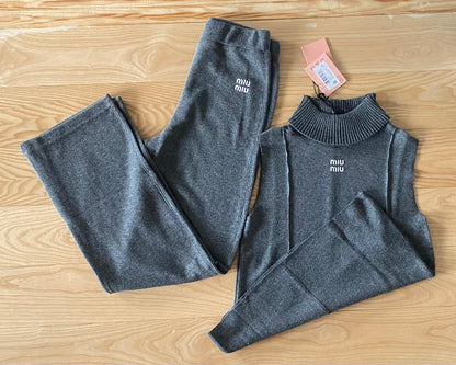 ДАМСКИ КОМПЛЕКТ MIU00001