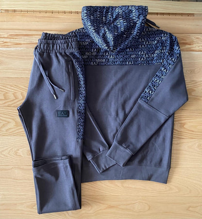 ЕКИП EMPORIO ARMANI