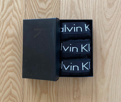 БОКСЕРКИ CALVIN KLEIN