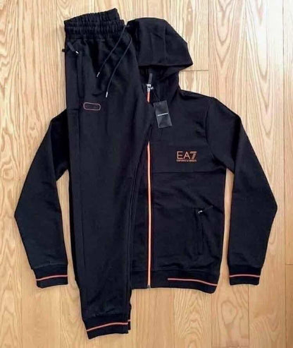 ЕКИП EMPORIO ARMANI