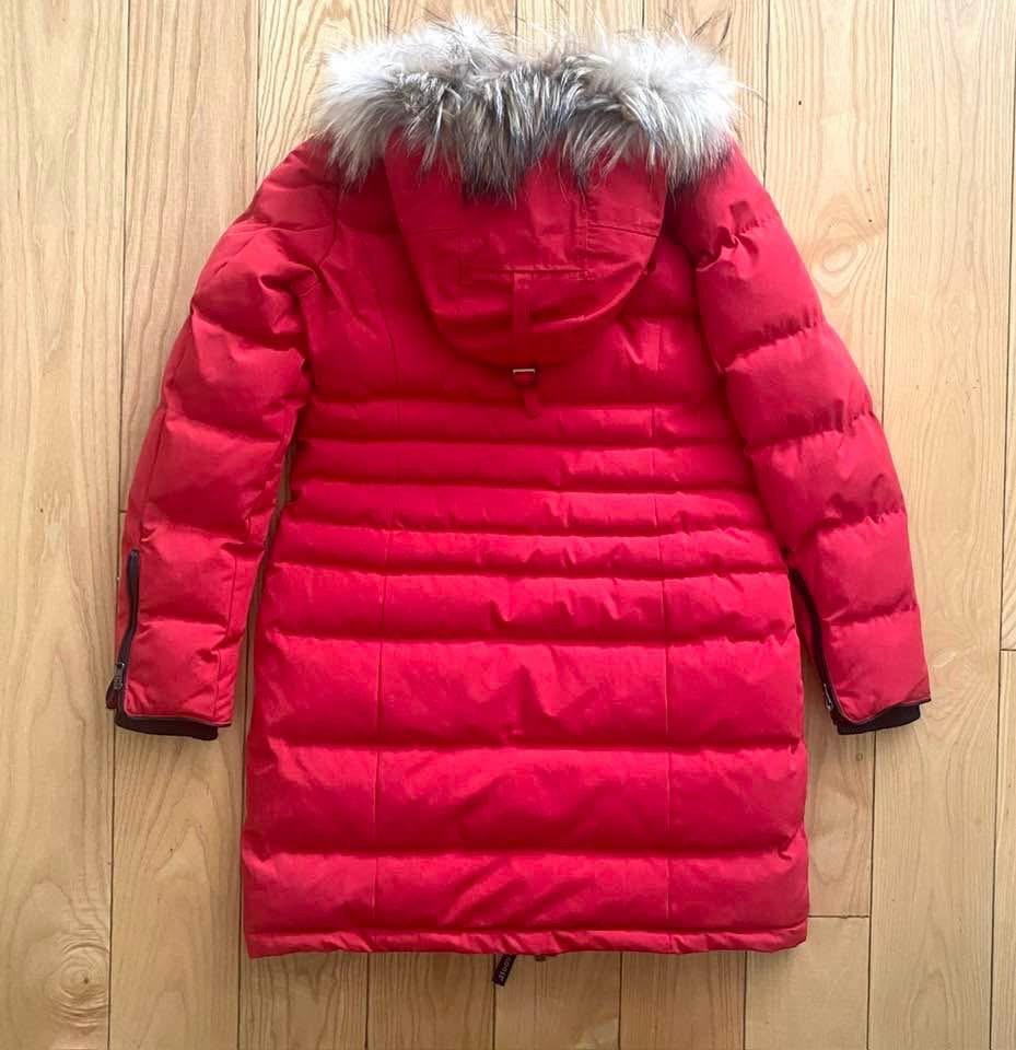 ДАМСКО ЗИМНО ЯКЕ MОNCLER