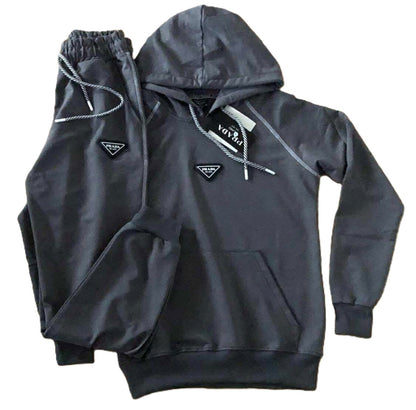 Сив спортен екип  – Prada