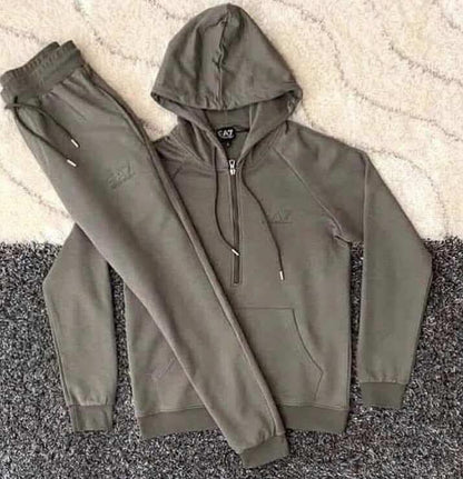 Cпортен екип Emporio Armani EA7