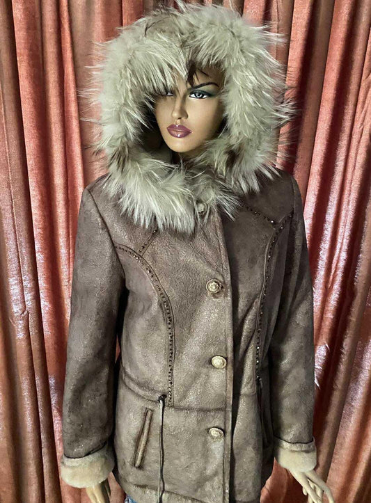 ДАМСКО ЕЛЕГАТНО КОЖЕНО ЯКЕ ОТ ЕСТЕСТВЕНА КОЖА