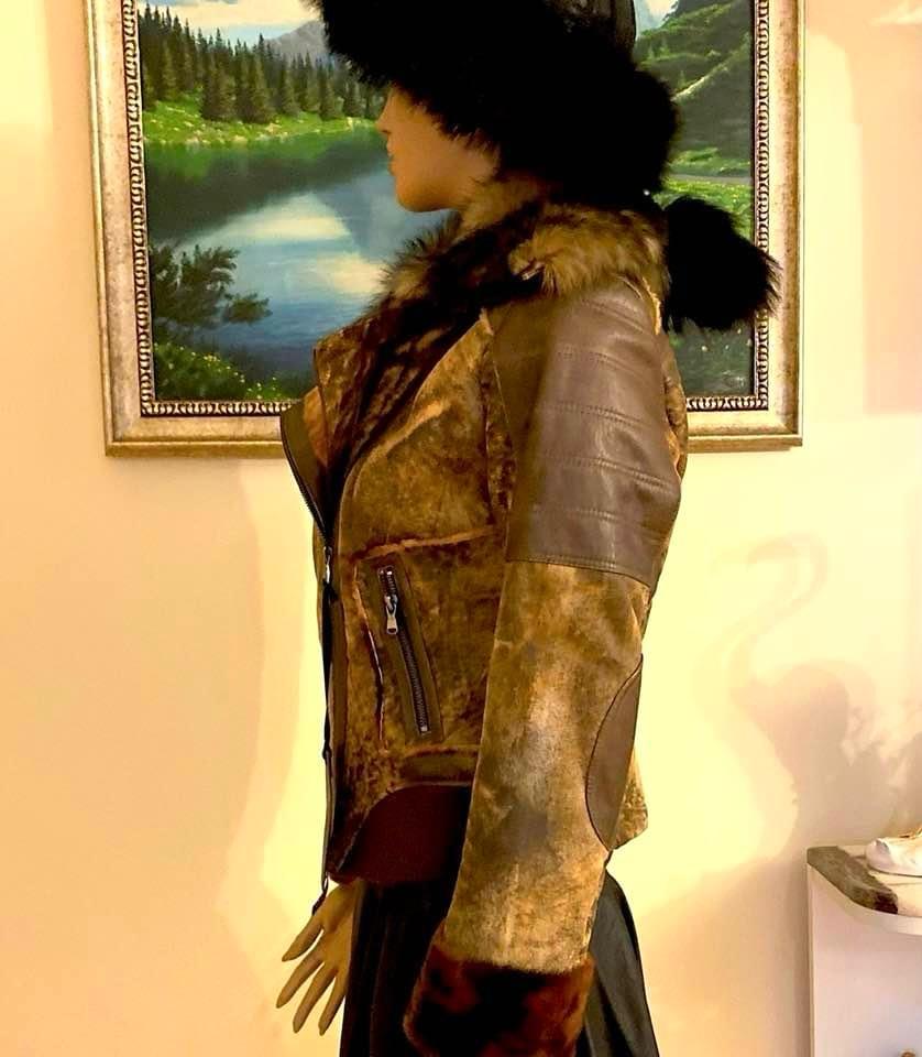 ДАМСКО КОЖЕНО ЯКЕ ОТ ЕСТЕСТВЕНА КОЖА