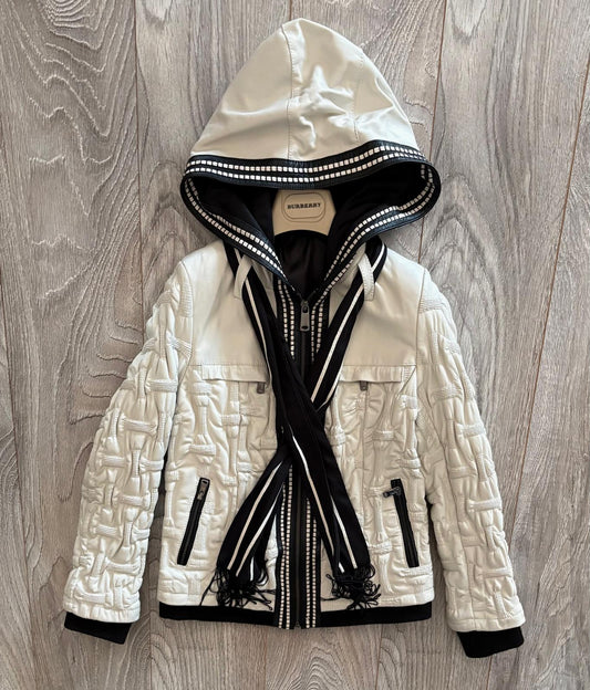 ДАМСКО КОЖЕНО ЯКЕ BURBERRY