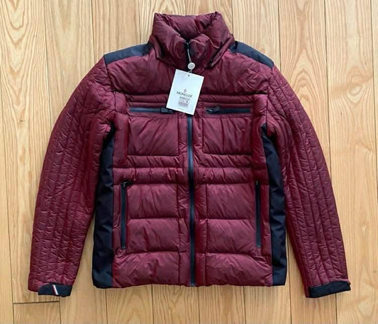 МЪЖКО ЗИМНО ЯКЕ MОNCLER